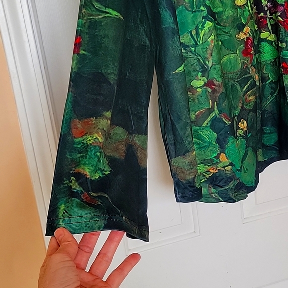 Watercolor Painting Printed Long-sleeve Tee - Picture 4 of 7